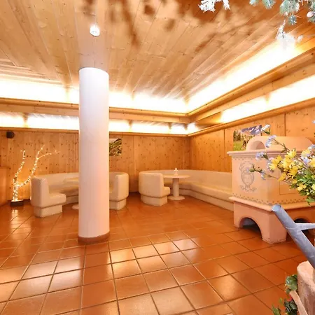 Park Bellacosta Otel Cavalese